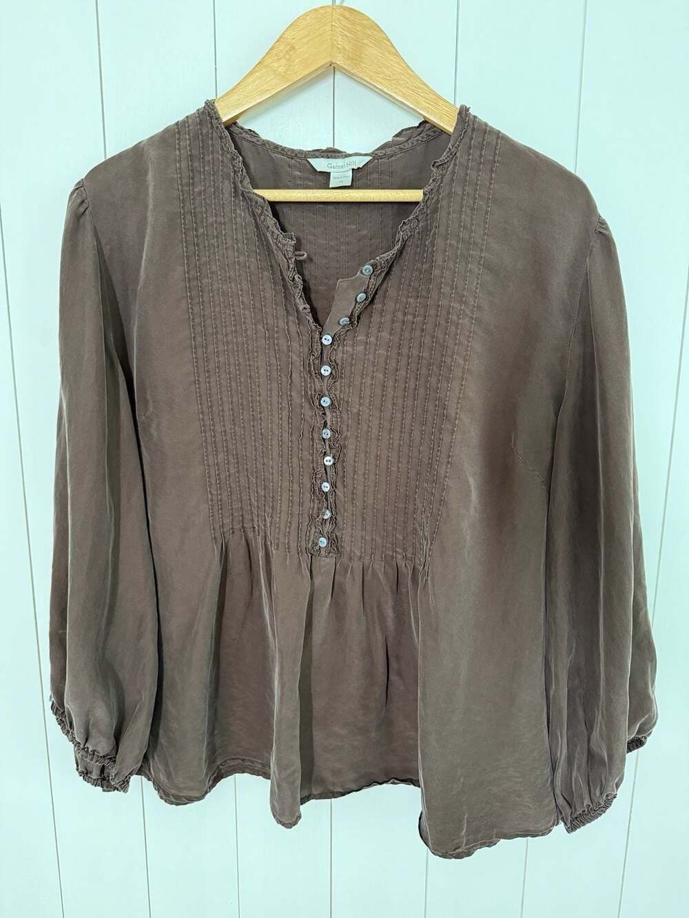 Garnet Hill Blouse Size 18 Brown 100% Silk Button Up Pleated
